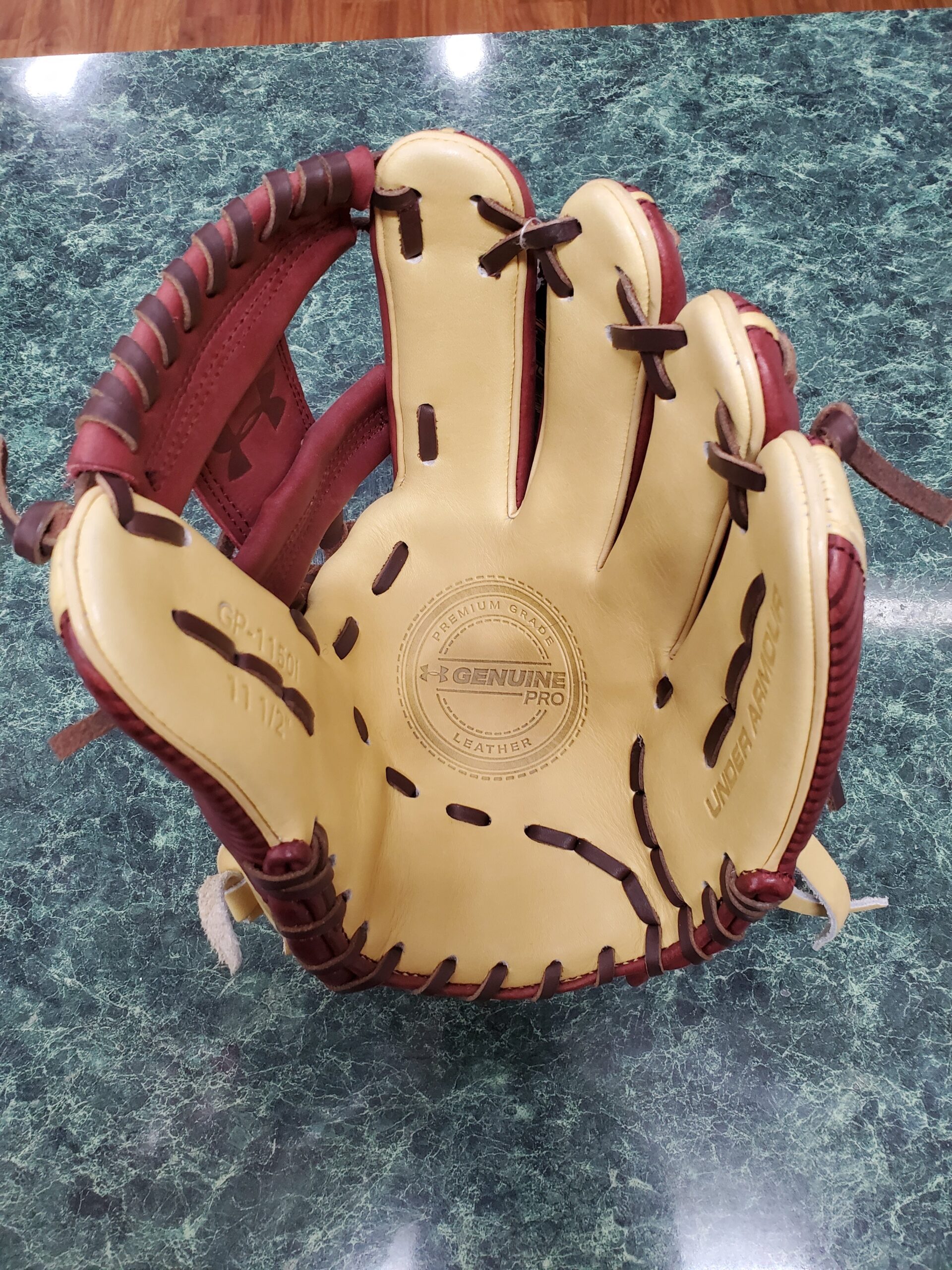 Ua baseball glove hot sale