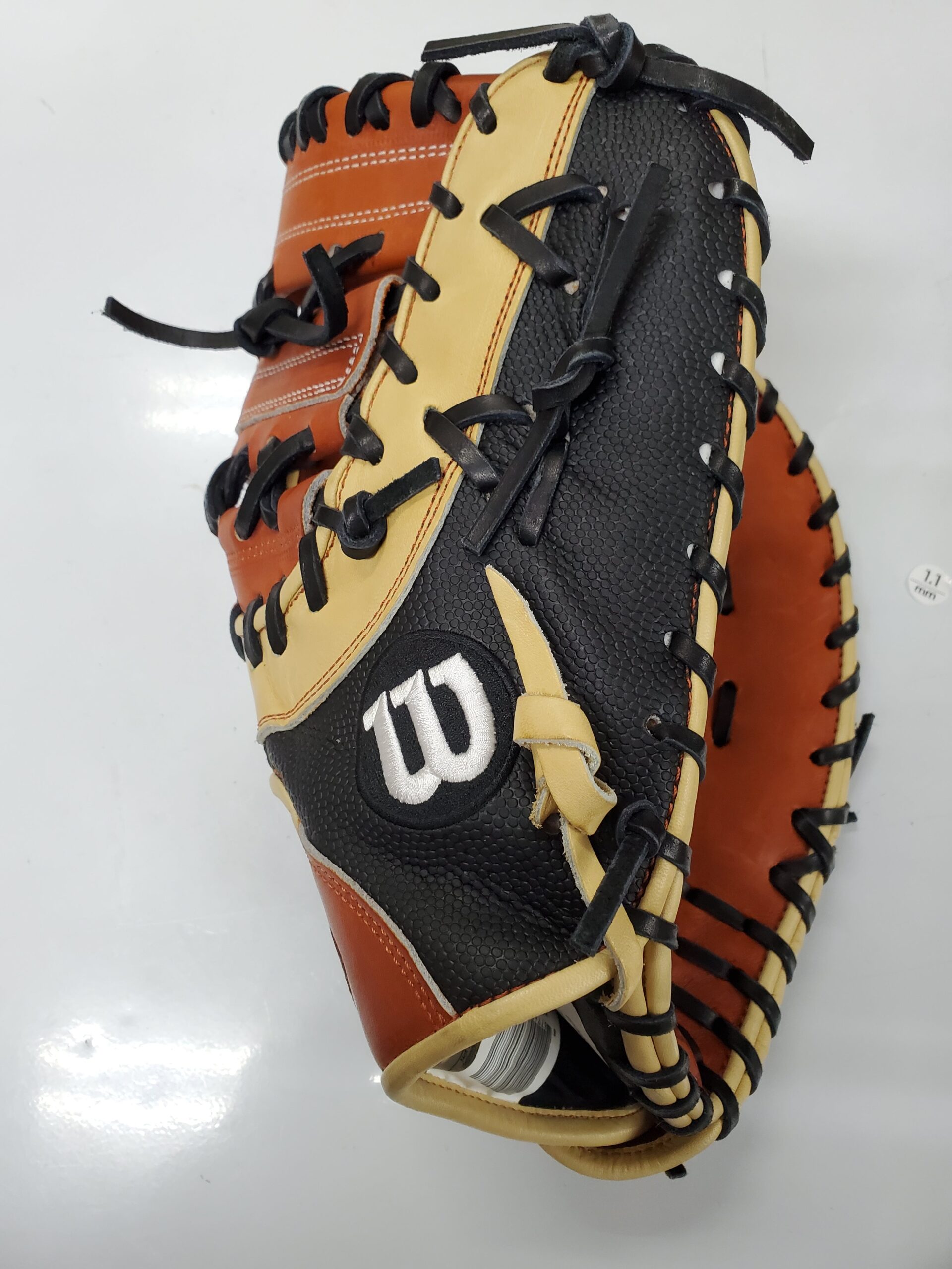 Wilson a2k 1617 store